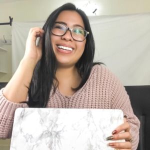 Meet your Posher, Abigail